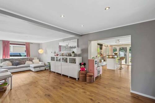 Wohn- und Essbereich - 4 Zimmer Einfamilienhaus zum Kaufen in Hamburg
