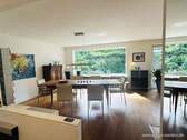 Blick von der Küche ins Wohnzimmer - 