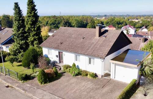 Ansicht Straße - 8 Zimmer Mehrfamilienhaus, Wohnhaus zum Kaufen in Lahr-Mietersheim