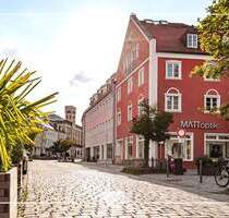 (8) ERSTBEZUG: EXKLUSIVES TOWNHOUSE FÜR HÖCHSTE ANSPRÜCHE IN BESTLAGE VON MOOSBURG AN DER ISAR