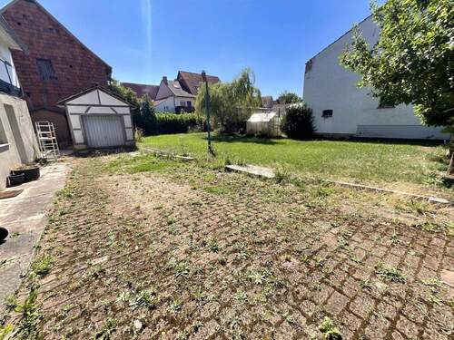 Einfahrt - Einfamilienhaus mit 150,00 m&sup2; in Eschwege zum Kaufen