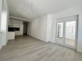 Offener Wohn- und Essbereich - Schöne, helle 2-Zimmer-Wohnung mit Loggia – Erstbezug