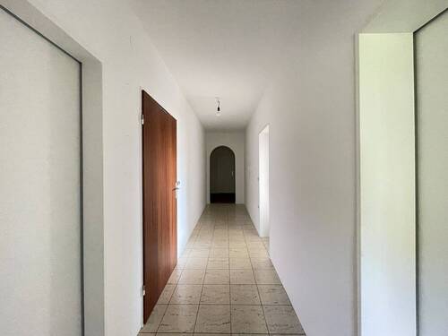 Hausflur - Etagenwohnung mit 151,60 m&sup2; in Harburg / Hoppingen zur Miete