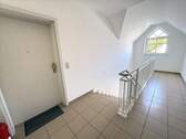 Treppenhaus - 2 Zimmer Etagenwohnung zum Kaufen in Ruhstorf a d Rott