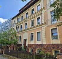 Stilvolle und großzügige 4 Zimmer Altbauwohnung im Herzen von Lichterfelde - Berlin