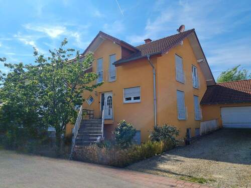 Außenansicht.jpg - Ein Traum im Grünen in Merzig - Brotdorf