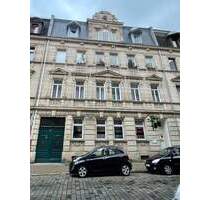 Am Fürther Stadtpark! Gewerbeeinheit und 2 Zi.-Whg. zu Verkaufen - Schöne Gewerbefläche mit ca. 138 m² im EG und 2 Zi.-Whg. mit ca. 55 m² im EG