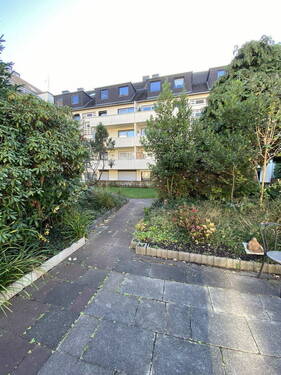 Sitz- und Liegemöglichkeit - 