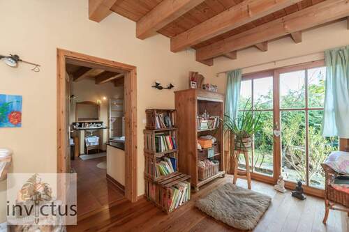 Zimmer 1 EG mit Zugang Bad - 