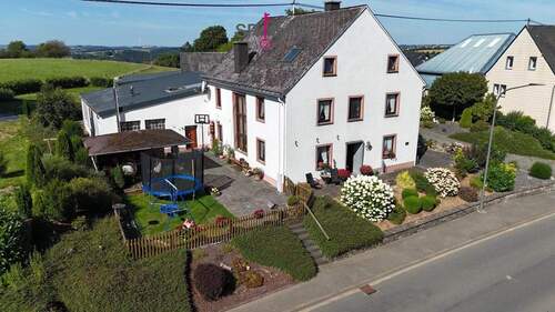 Bild 3 - 1 Zimmer Einfamilienhaus in Jucken