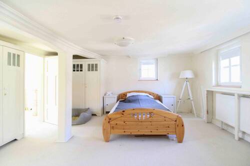 Schlafzimmer mit Ankleide OG - Einfamilienhaus mit 192,00 m² in Bad Arolsen zum Kaufen
