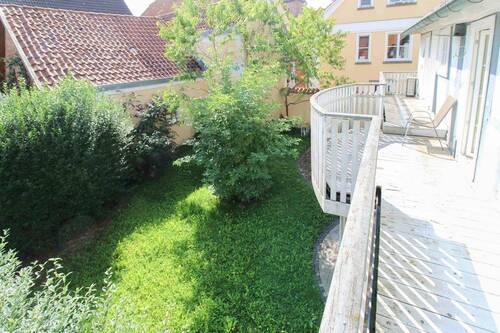 Gartenansicht mit Terrasse - 