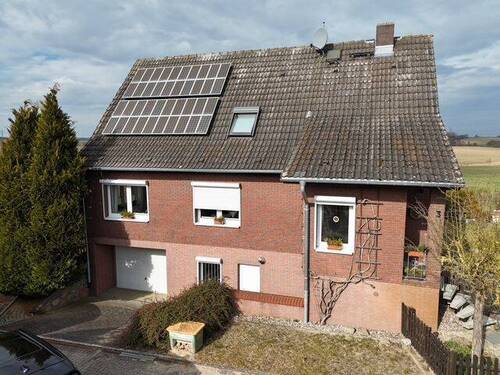 Hausansicht - Einfamilienhaus mit Seeblick in Gutow