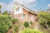 Hausansicht - Einfamilienhaus mit Einliegerwohnung am Naturgebiet Tiergarten
