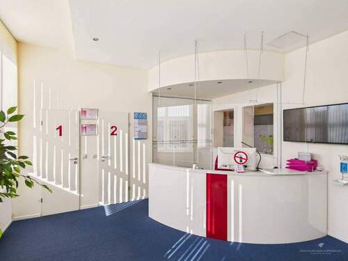 Radiologie - Gewerbeobjekt (Büro, Produktion, Verkauf) in Bremerhaven