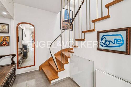 Treppe in das 1. OG - 