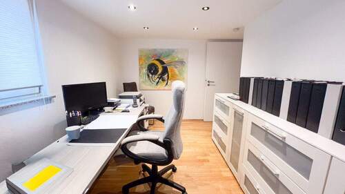 Kinderzimmer 1 / Büro - 