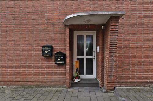 Eingangstür - 1 Zimmer Mehrfamilienhaus, Wohnhaus in Gescher