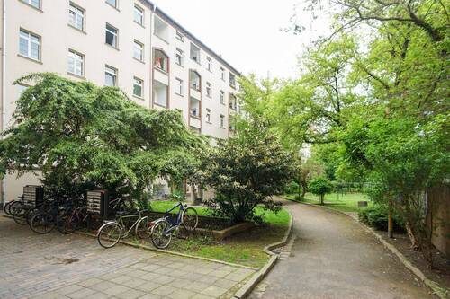 Hinterhof - 