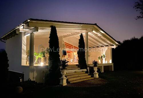 Überdachte Terrasse - 
