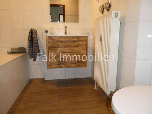 innenliegendes Bad mit Wanne - 
