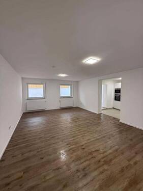 Wohnzimmer - 2 Zimmer Etagenwohnung in Mannheim