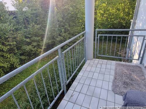 6 Balkon - Ansicht B - 