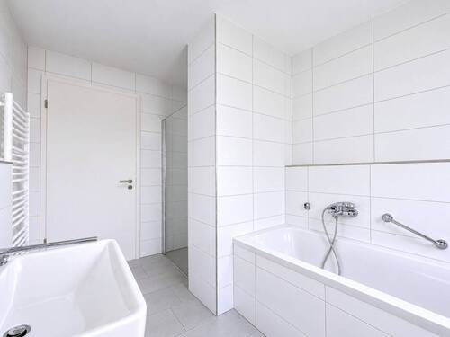 Badezimmer - Unverbindliche Visualisierung KI-generiert - 