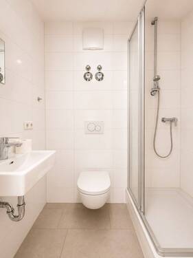 Gäste WC/Duschbad - Unverbindliche Visualisierung KI-generiert - 