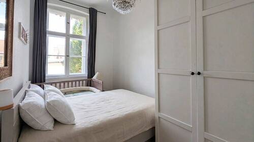 Zimmer 2 - 