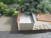 Garage und Stellplatz - 