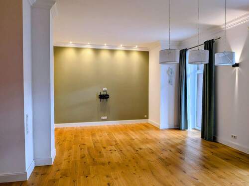 Wohnbereich - Etagenwohnung mit 132,00 m² in Pirmasens zur Miete