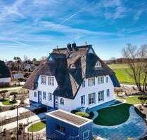 Reetgedeckte Traumhaushälfte mit exquisiter Ausstattung - Ostseebad Ahrenshoop OT Niehagen