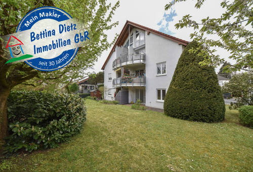 Garten - DIETZ: Einzugsbereite 2-Zimmer-Terrassenwohnung, eigener Garten, Einbauküche und Parkplatz!