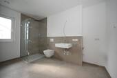 Stilvolles Elternbad mit... - 