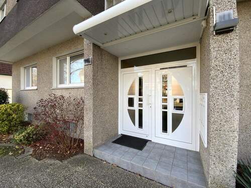 Hauseingang - 3 Zimmer Etagenwohnung in Lünen