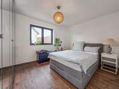 Schlafzimmer EG - 