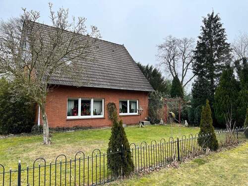 Seitliche Ansicht - Einfamilienhaus mit 110,00 m&sup2; in Wilsum zum Kaufen