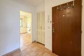 Flur (2) - 