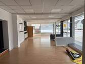 Verkaufsraum vorne - Büro mit 135,00 m&sup2; in Beverungen zur Miete