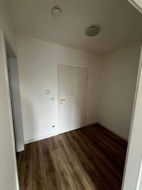 Flur - 1 Zimmer Etagenwohnung zur Miete in Stralsund