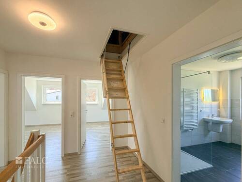 zum Spitzboden - 