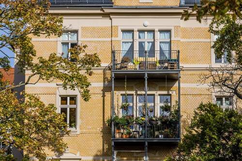 Gebäudeansicht - NUTZEN SIE IHRE CHANCE 3,5 Zimmer mit Süd-Balkon in der Leipziger Südvorstadt