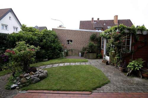 Garten Vorne - Reihenendhaus mit 95,00 m&sup2; in Bremerhaven / Wulsdorf zum Kaufen