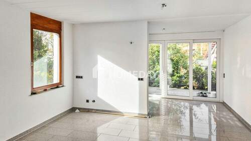 EG Wohnzimmer 5 - 4 Zimmer Etagenwohnung zum Kaufen in Meersburg