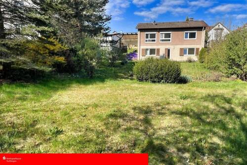 Rückansicht/Garten - REDUZIERT: Wohnhaus mit großem Grundstück in TOP-Stadtrandlage von Trossingen