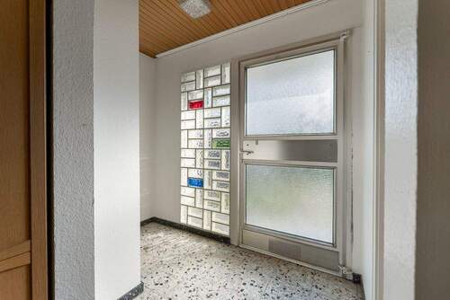 Eingangsbereich - 4 Zimmer Doppelhaushälfte in Köln