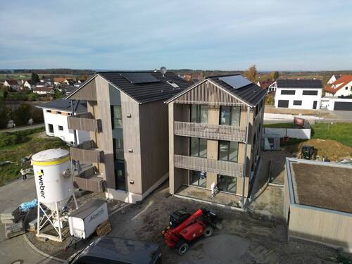 dji_fly_20251028_232916_114_1761824659634_photo.jp - 3 Zimmer Etagenwohnung zum Kaufen in Attenweiler