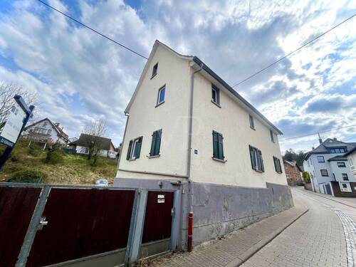 Straßenansicht - 