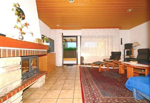 Wohnzimmer mit Kamin - 